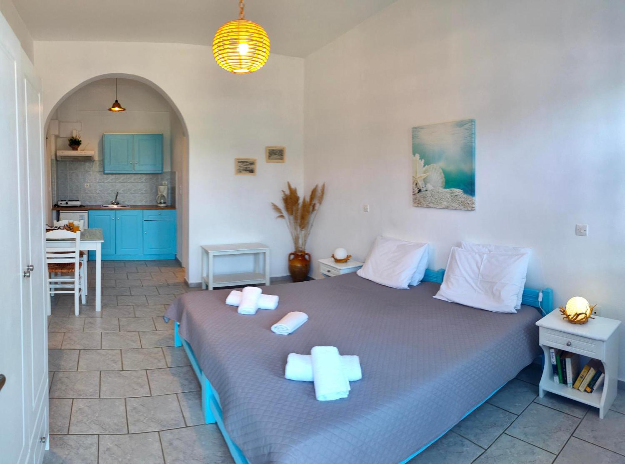 Maganas Hotel Livadi  Buitenkant foto